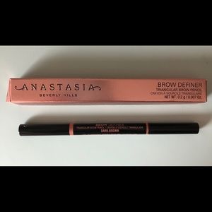 Anastasia Beverly Hills Brow Definer